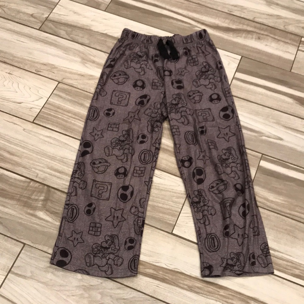 Boys medium super Mario pajama pants!